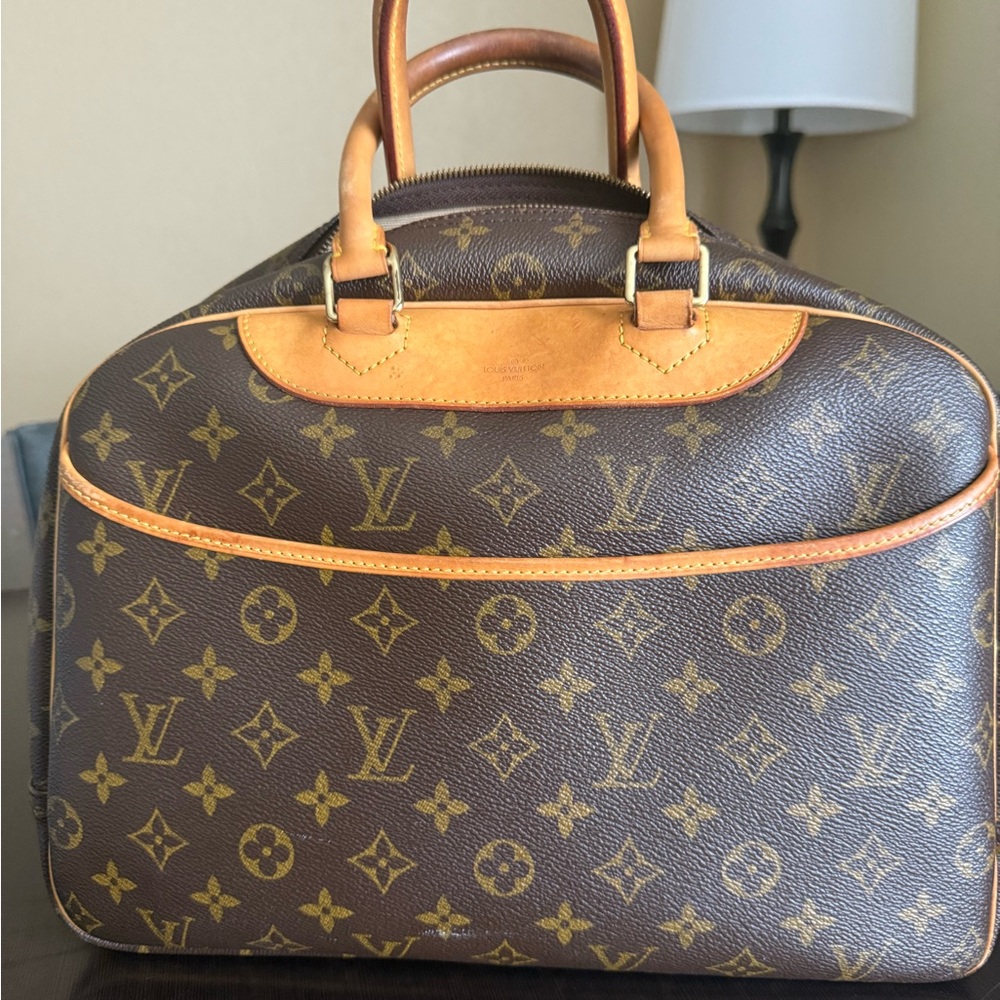 Excellent Pre-Loved Louis Vuitton Monogram Deauville Bag - Picture 1 of 12